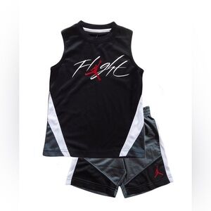 Jordan Flight 2-Piece Matching Shirt/Shorts Set in Black, Grey, White size 6